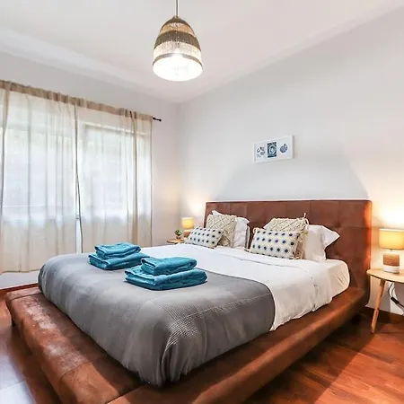 Vita Portucale ! Costa Caparica Sandset Garden Apartment *